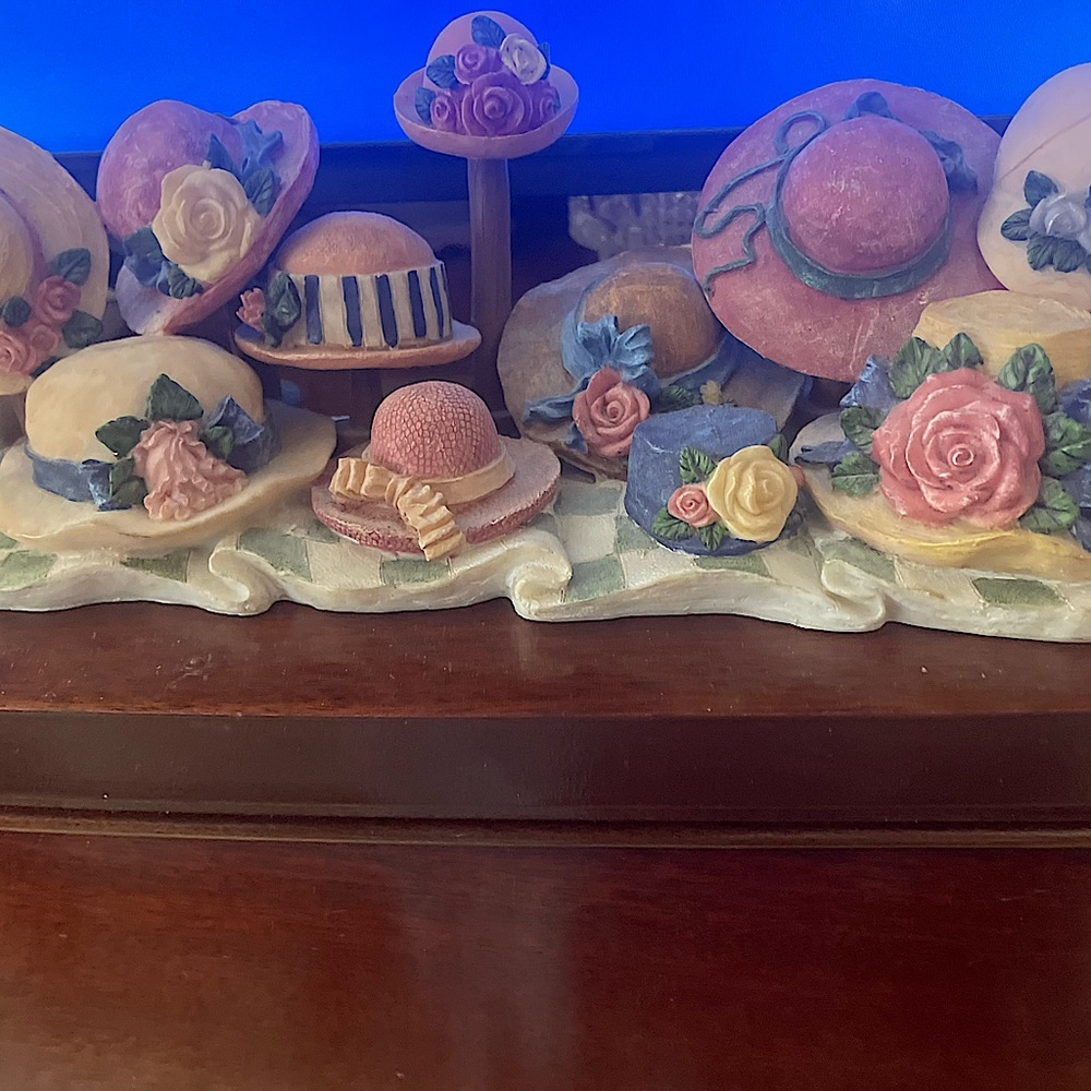 Vintage Display of Early Century Women’s Hats